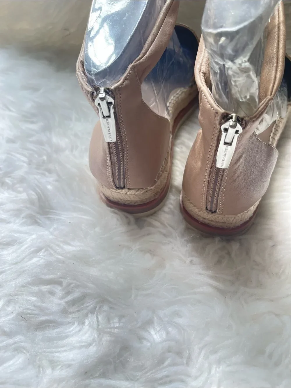 Vince Camuto vince camuto